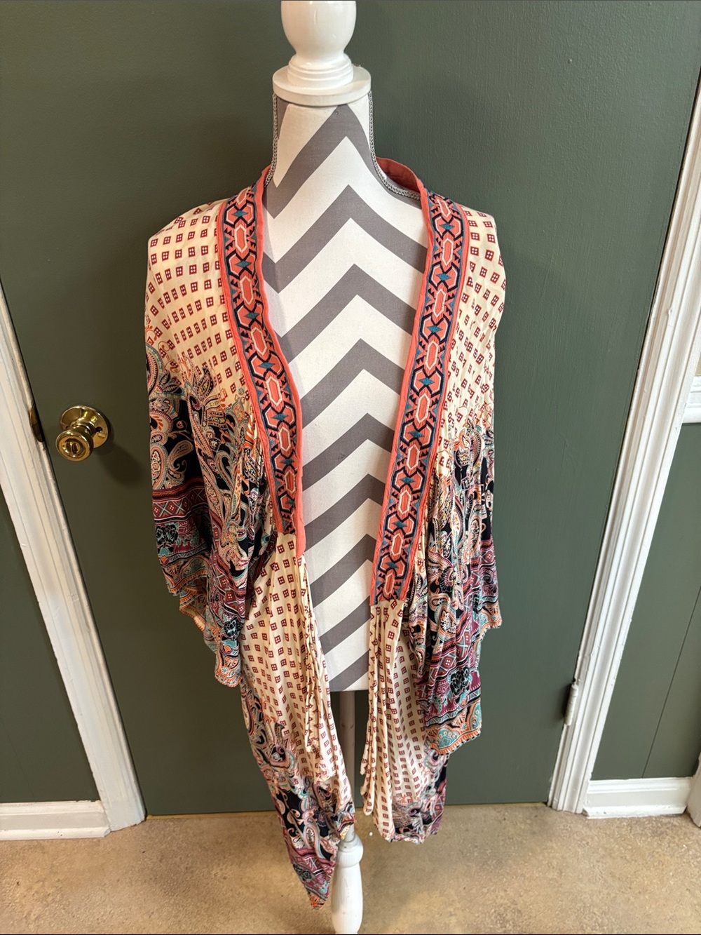 Flying Tomato Cream and Coral Patterned Boho Kimono